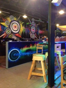 BIN'S PUB(DJブース)