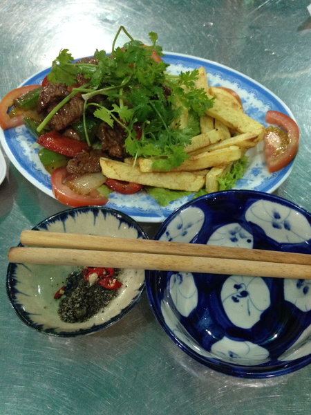 Bò Lúc Lắc(Lẩu Dê Tân Thuận)
