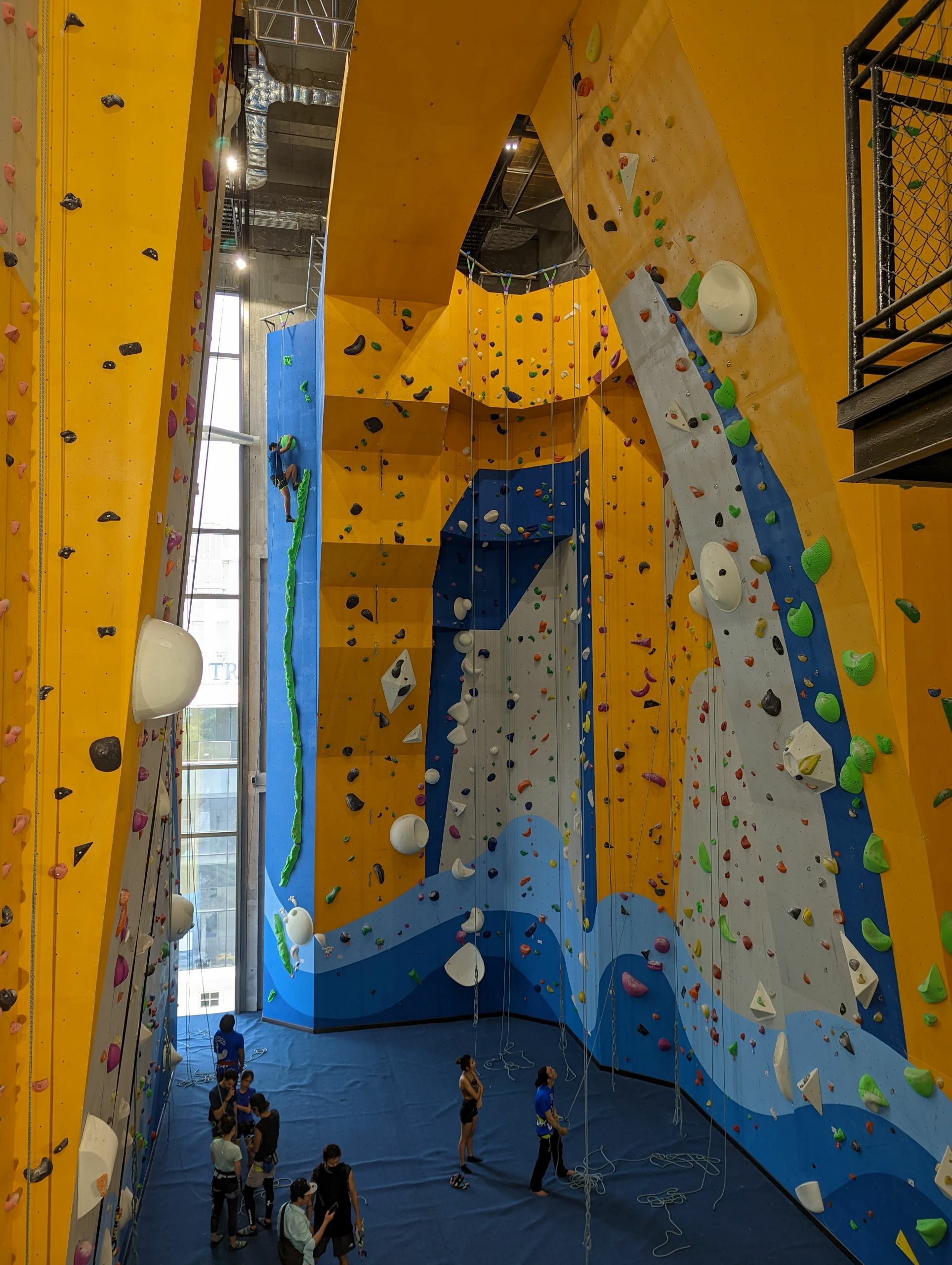Cressent Wall
