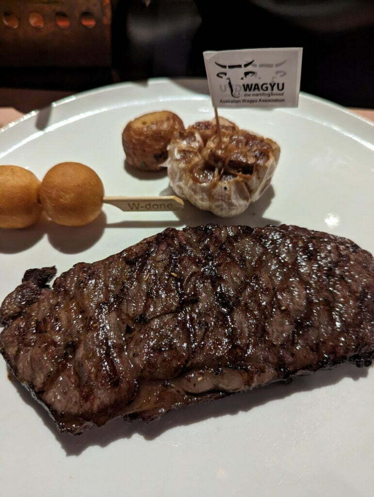 ハッピーマンデー！『Moo Beef Steak』