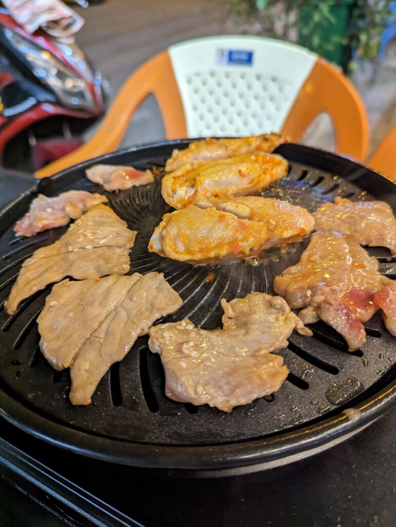 ダチョウ（駝鳥）の語源を調べてみたら。『BBQ 114』