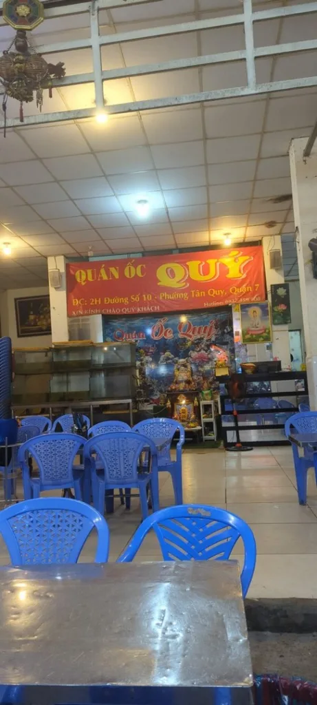 初カブトガニを体験させてくれたお店『Quan Oc Quy』