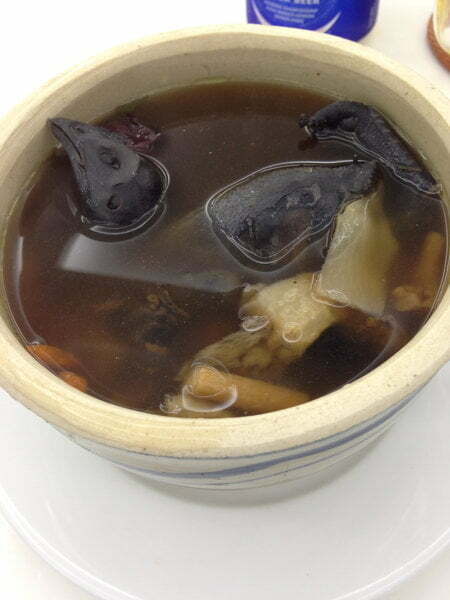 烏骨鶏は「Gà Ác」