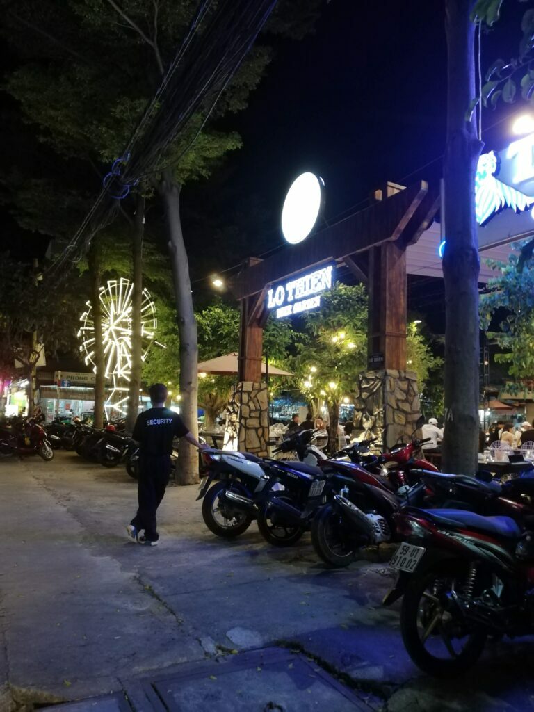Quan Lo Thien