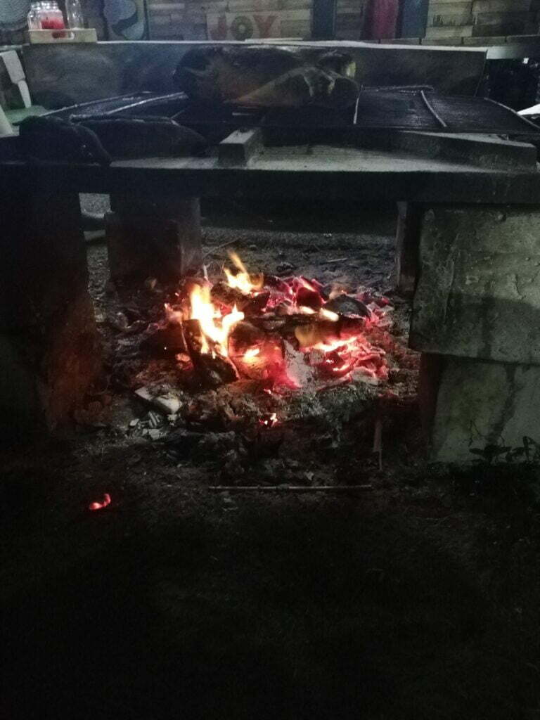 何故に。