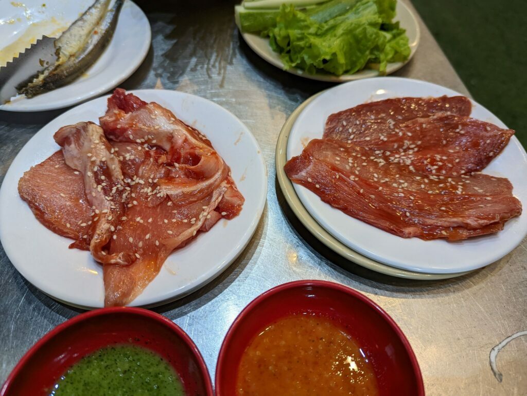 ダチョウ肉と鹿肉